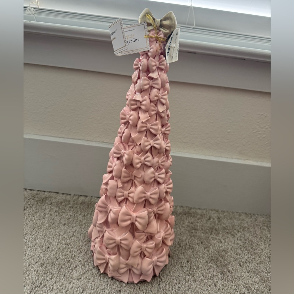 New cupcakes & cashmere pink bow christmas tree - Picture 2 of 2